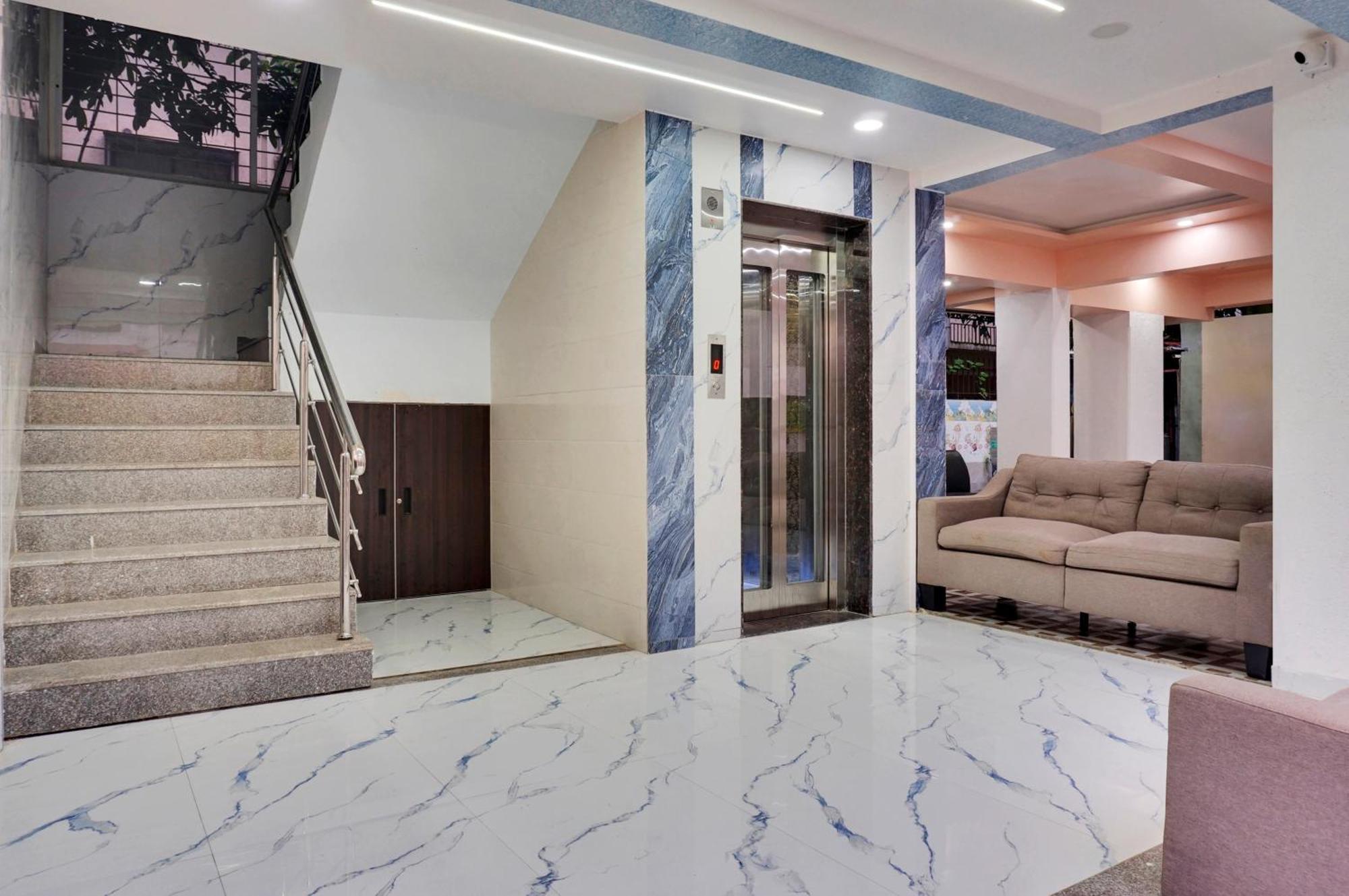 Urban Hometel Pune Exterior foto